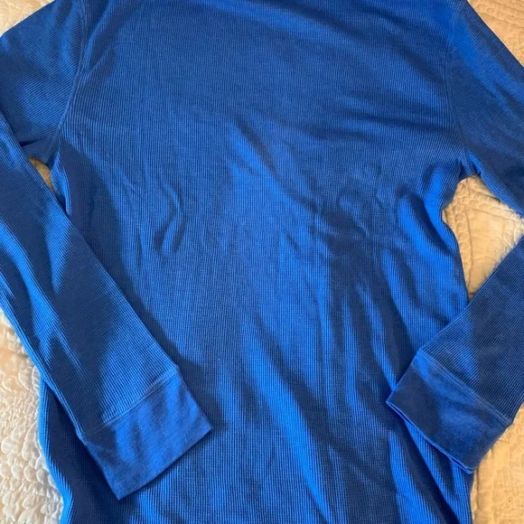 American Eagle Outfitters Vintage Fit Blue Shirt - Picture 3 of 3